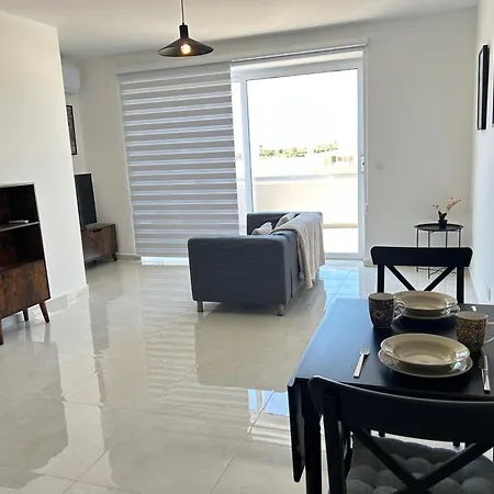 Bright Mediterranean Penthouse In Gozo * サーナ